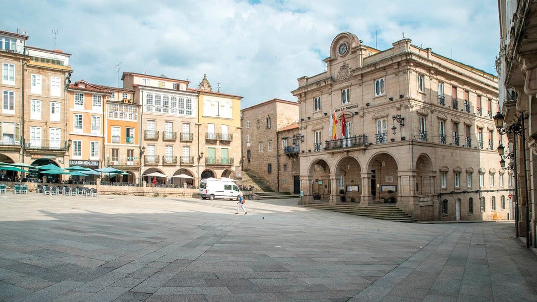 Orense Plaza
